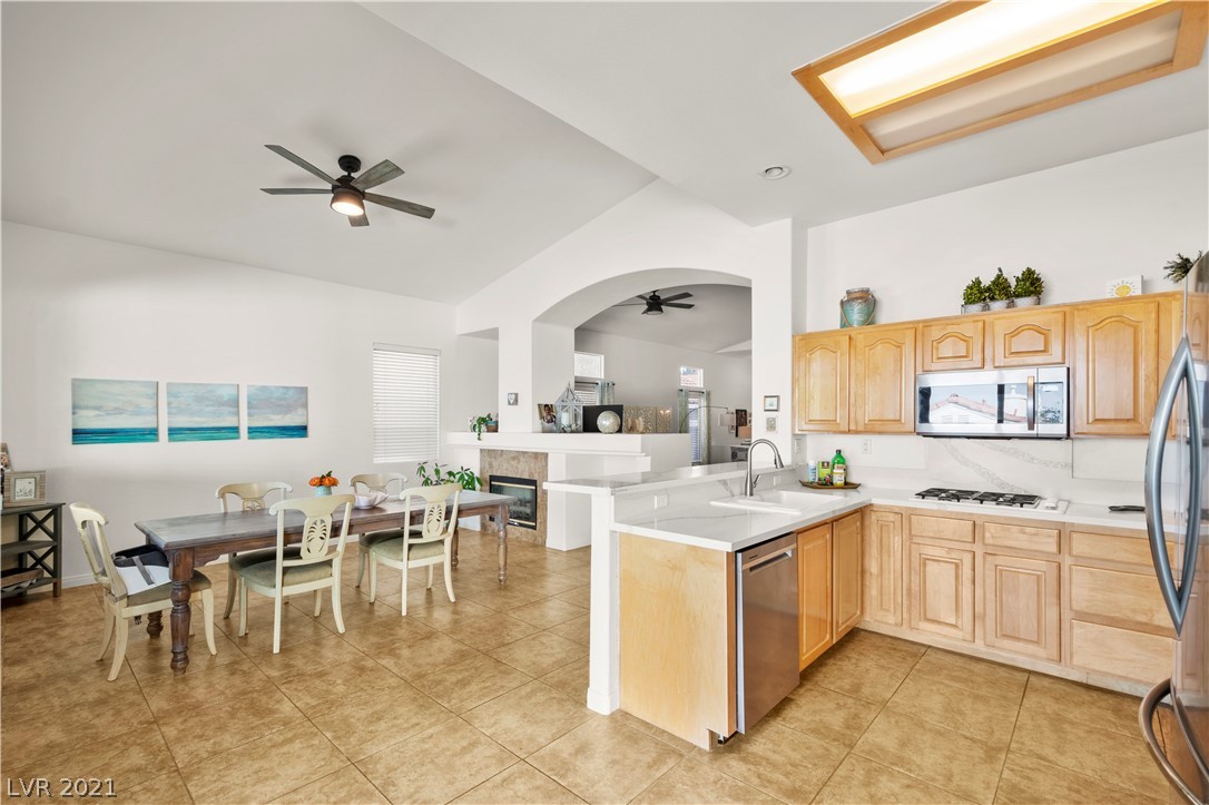 1896 Eagle Flight Lane Henderson, NV 89012 - Photo 13 of 33