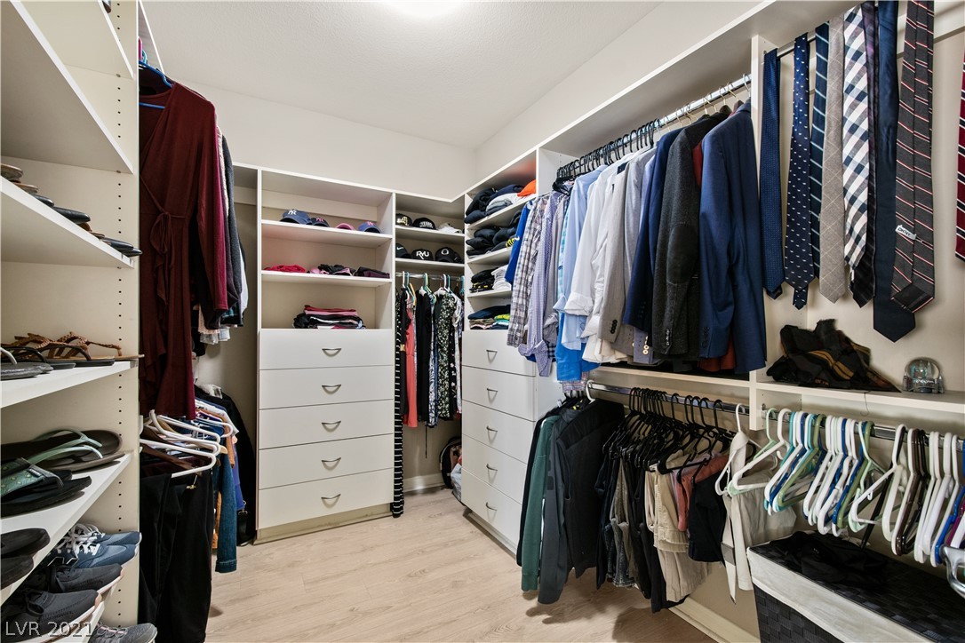 1896 Eagle Flight Lane Henderson, NV 89012 - Photo 27 of 33