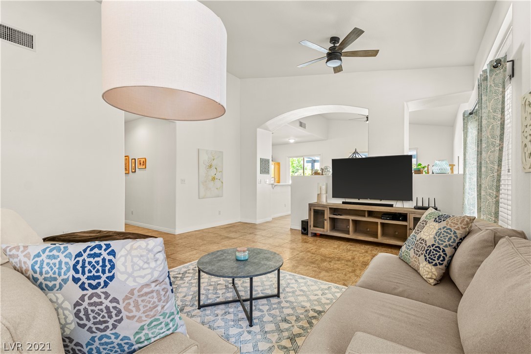 1896 Eagle Flight Lane Henderson, NV 89012 - Photo 3 of 33