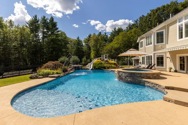 $2,500,000 | 7 Fancy Hill, Madbury, NH 03823