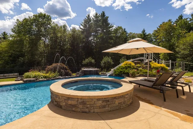 $2,500,000 | 7 Fancy Hill, Madbury, NH 03823