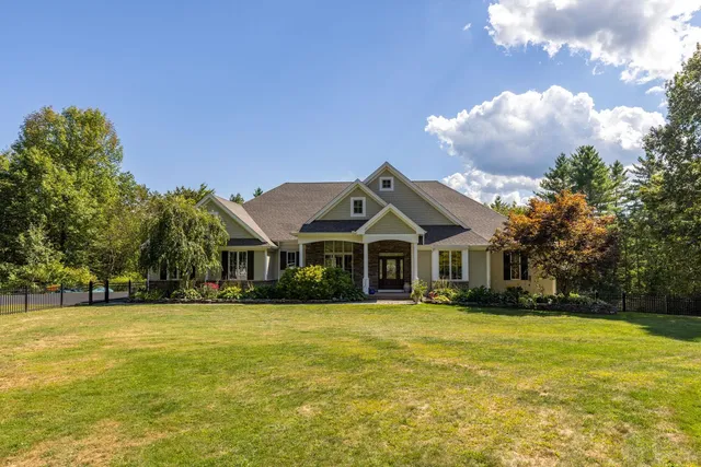 $2,500,000 | 7 Fancy Hill, Madbury, NH 03823