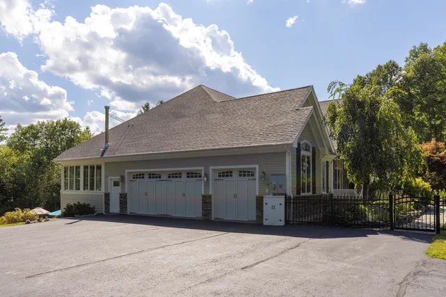$2,500,000 | 7 Fancy Hill, Madbury, NH 03823