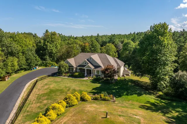 $2,500,000 | 7 Fancy Hill, Madbury, NH 03823