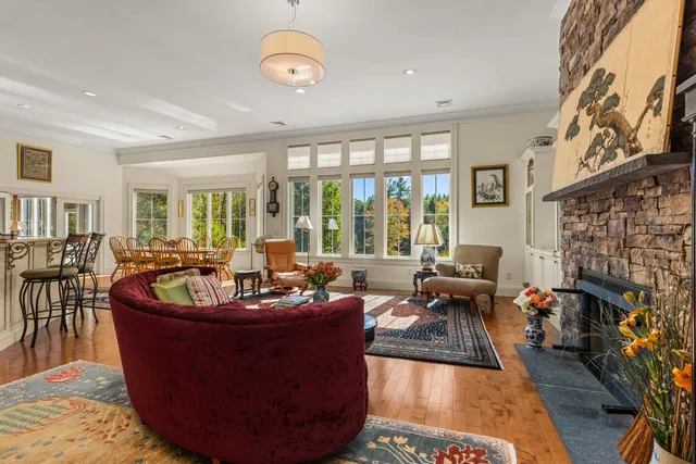 $2,500,000 | 7 Fancy Hill, Madbury, NH 03823