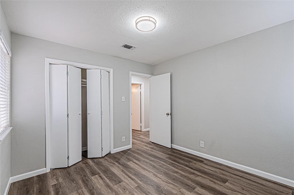 1205 Navaho Street Arlington, TX 76012 - Photo 14 of 18