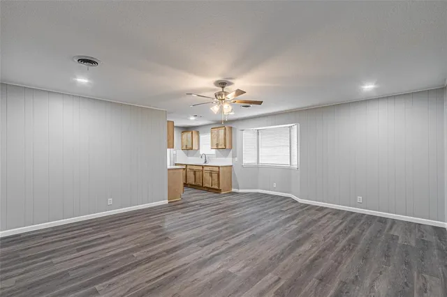 $2,245 | 1205 Navaho Street, Arlington, TX 76012