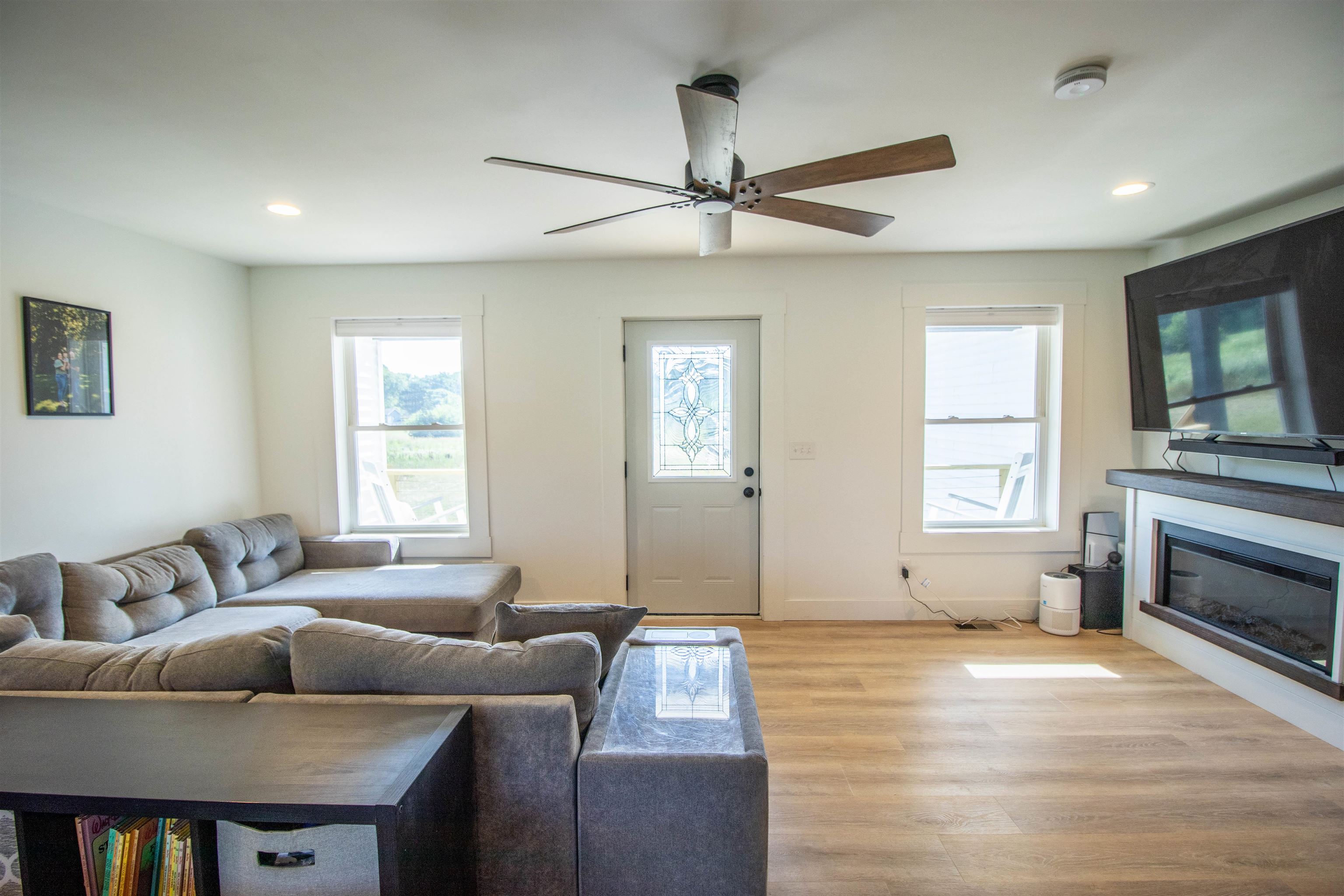 10078 Sharp Road Swartz Creek, MI 48473 - Photo 4 of 40