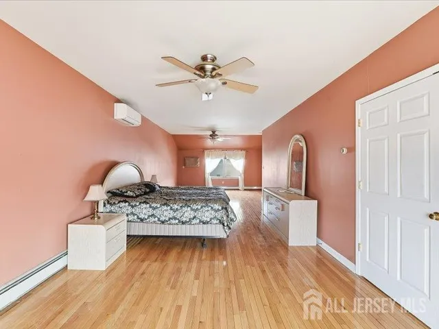 $639,000 | 124 6th Street, Middlesex, NJ 08846