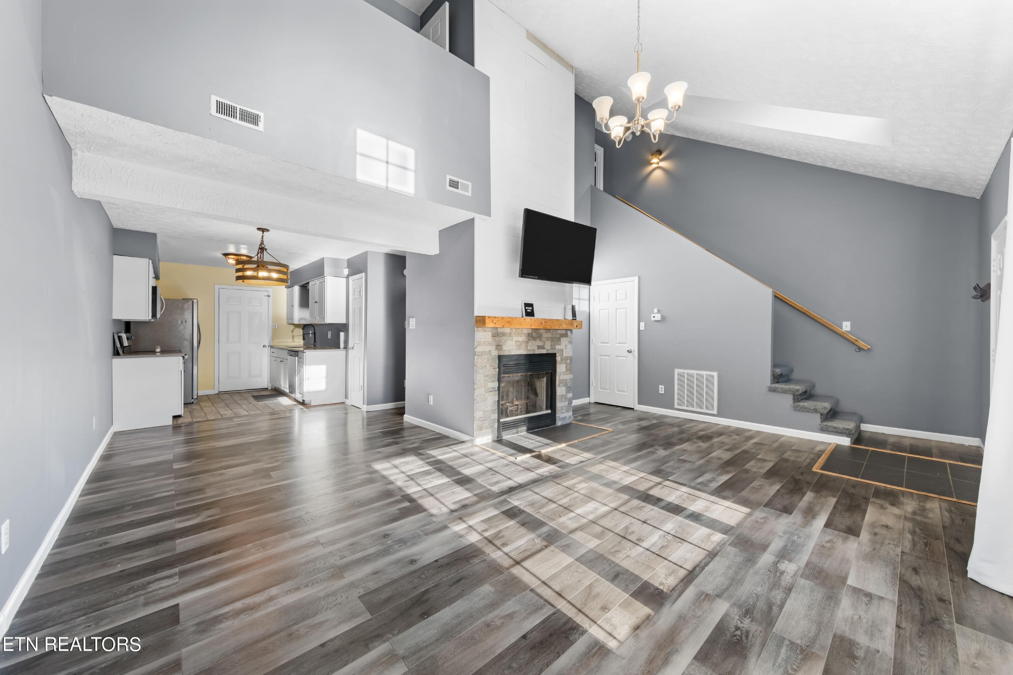 110 Hanover Place Oak Ridge, TN 37830 - Photo 5 of 24