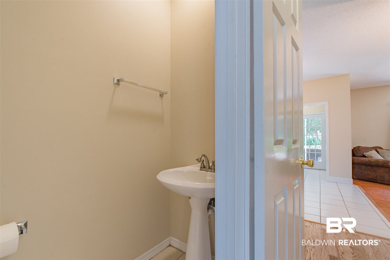 20615 Lowry Drive Fairhope, AL 36532 - Photo 19 of 45