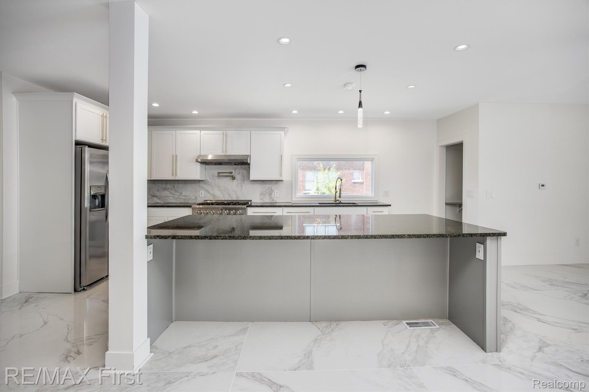 3437 Devonshire Road Detroit, MI 48224 - Photo 15 of 19 Gallery Image 15