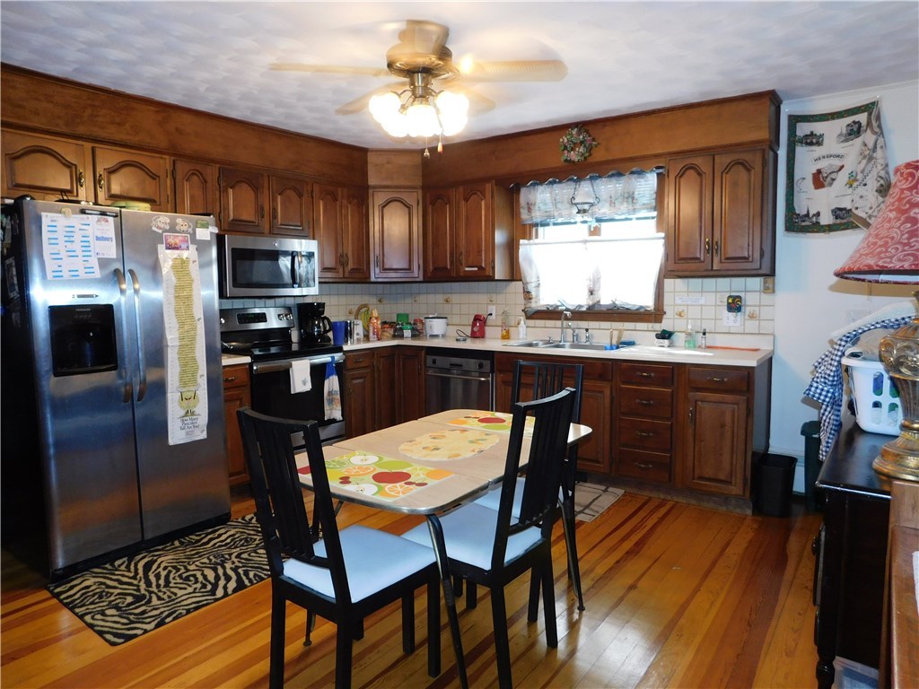 242 Market Street Warren, RI 02885 - Photo 7 of 16 Gallery Image 7