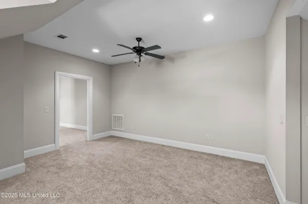 $699,900 | 121 Harbor View Drive, Madison, MS 39110