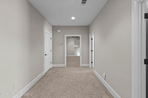 $699,900 | 121 Harbor View Drive, Madison, MS 39110