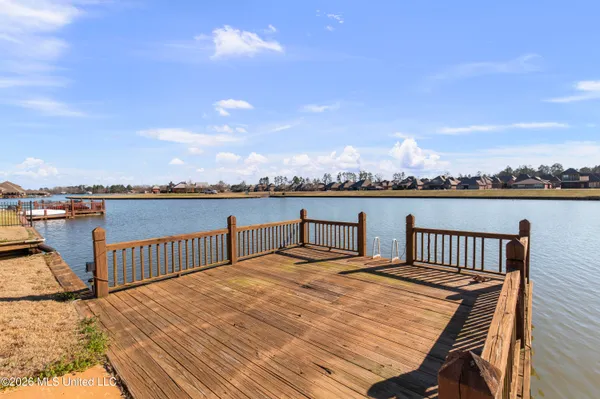 $699,900 | 121 Harbor View Drive, Madison, MS 39110