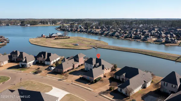 $699,900 | 121 Harbor View Drive, Madison, MS 39110