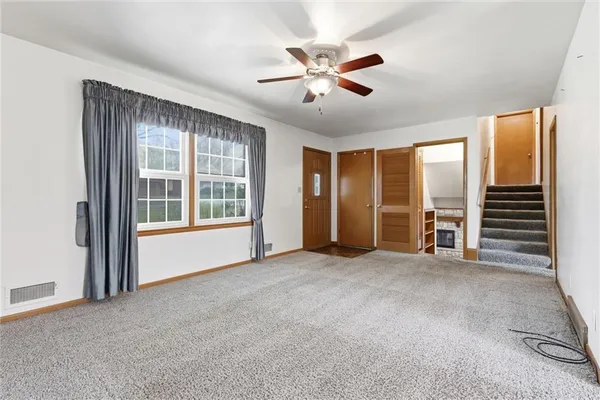$340,000 | 8717 West 73rd Street, Overland Park, KS 66204