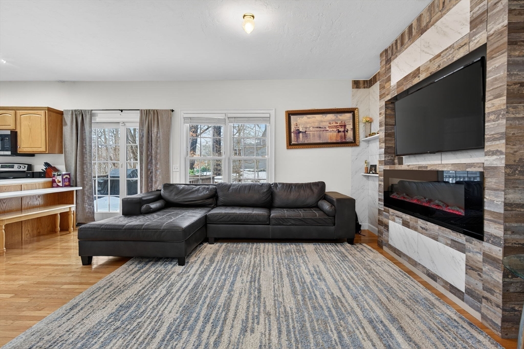 1 Knowlton Circle, Unit 1 Upton, MA 01568 - Photo 6 of 26