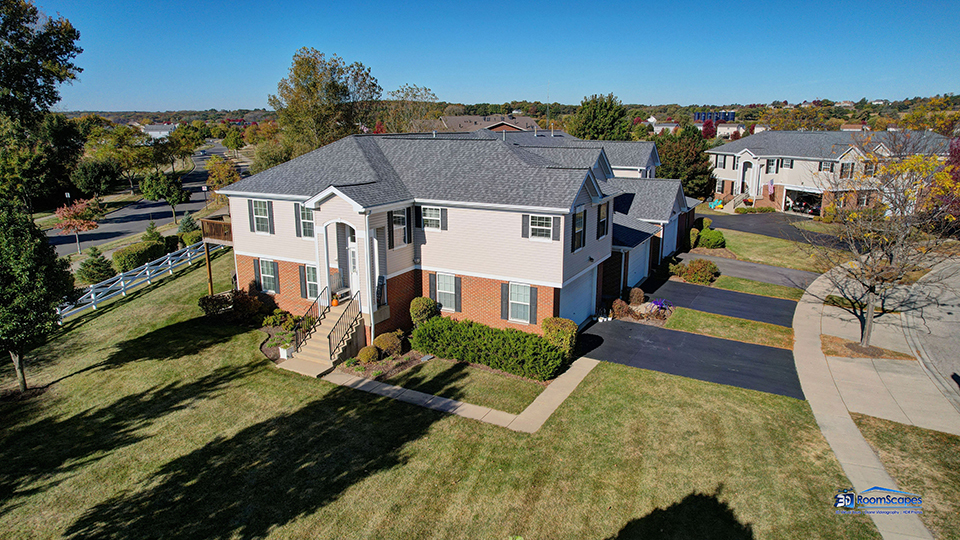 746 Legend Lane McHenry, IL 60050 - Photo 48 of 51 an aerial view of a house with a yard basket ball court and outdoor seating