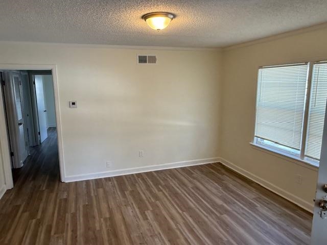 3191 Clarendon Road Memphis, TN 38118 - Photo 2 of 12 a view of a room with wooden floor and a window