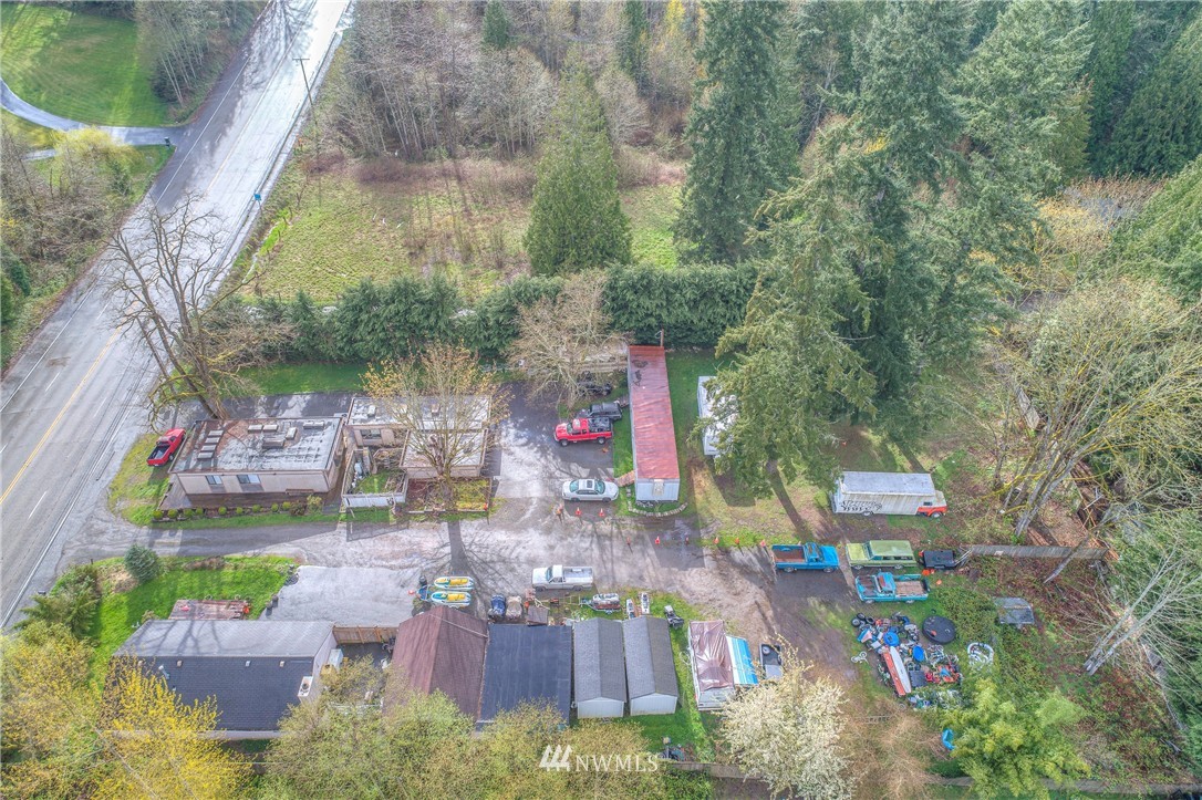 18306 Southeast 128th Street Renton, WA 98059 - Photo 3 of 6