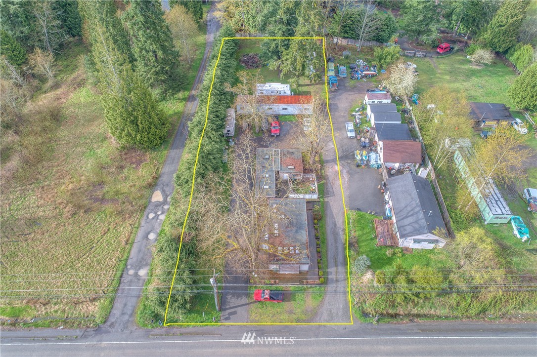 18306 Southeast 128th Street Renton, WA 98059 - Photo 4 of 6