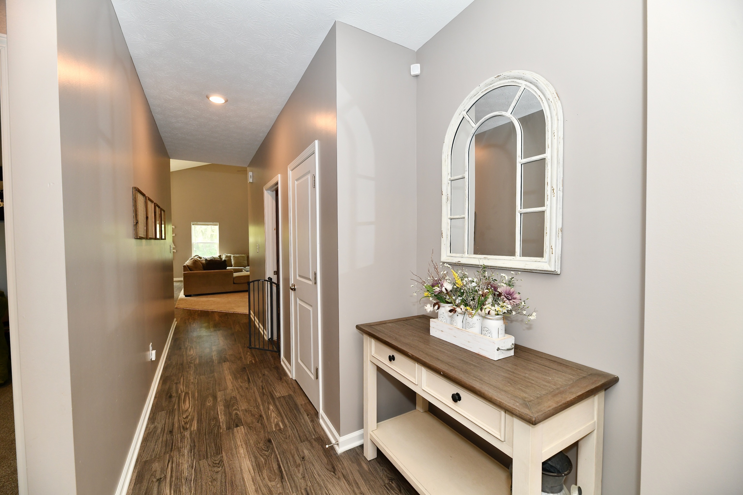 8329 Bearberry Lane Pendleton, IN 46064 - Photo 3 of 29