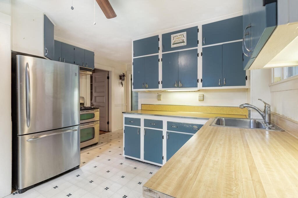 159 Weston Road Wellesley, MA 02482 - Photo 12 of 29