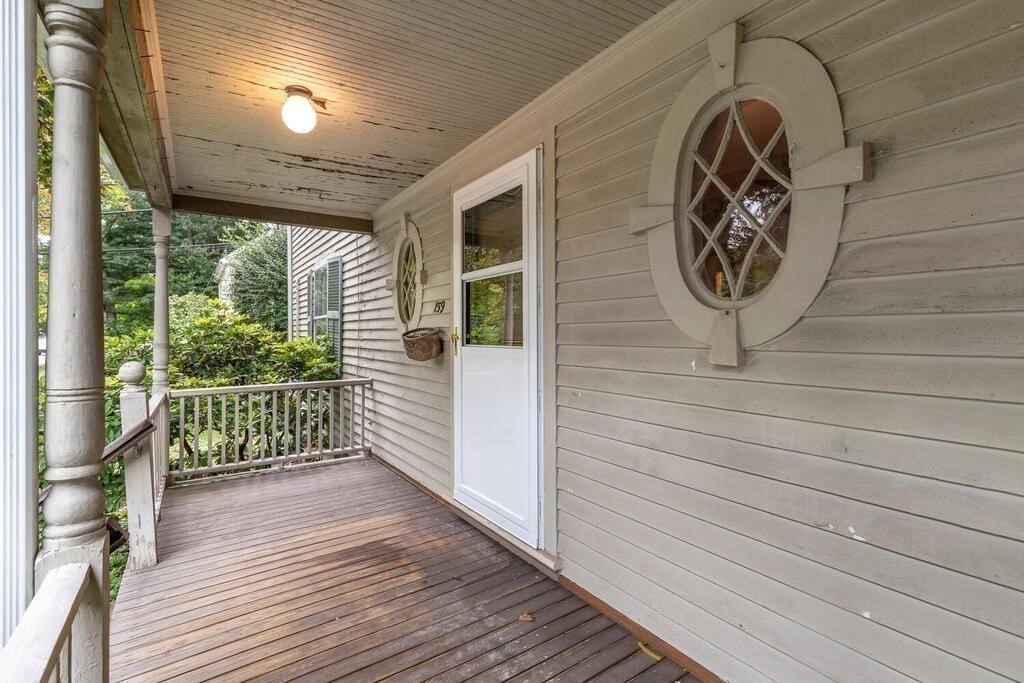 159 Weston Road Wellesley, MA 02482 - Photo 4 of 29