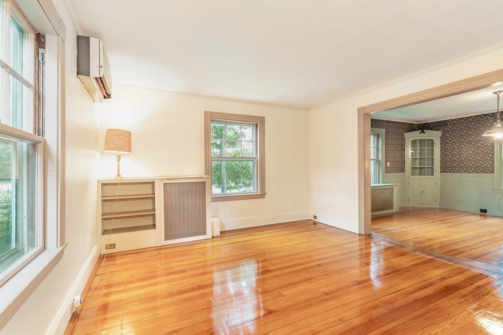 159 Weston Road Wellesley, MA 02482 - Photo 8 of 29