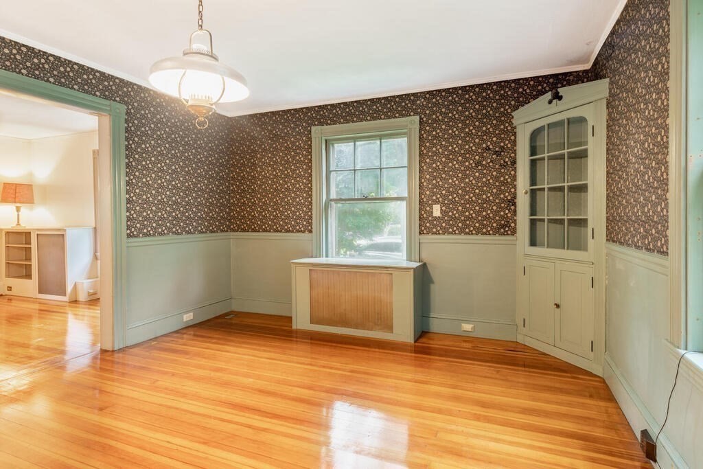 159 Weston Road Wellesley, MA 02482 - Photo 10 of 29