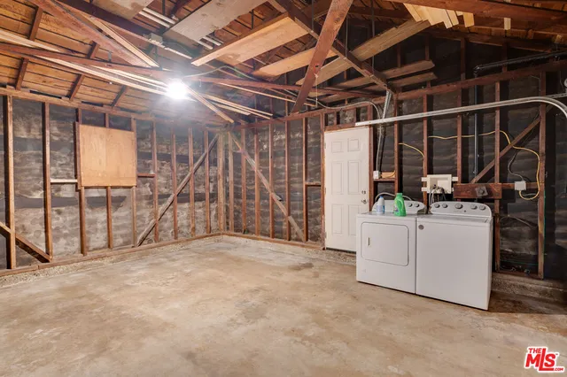 $4,950 | 6408 West 82nd Street, Los Angeles, CA 90045