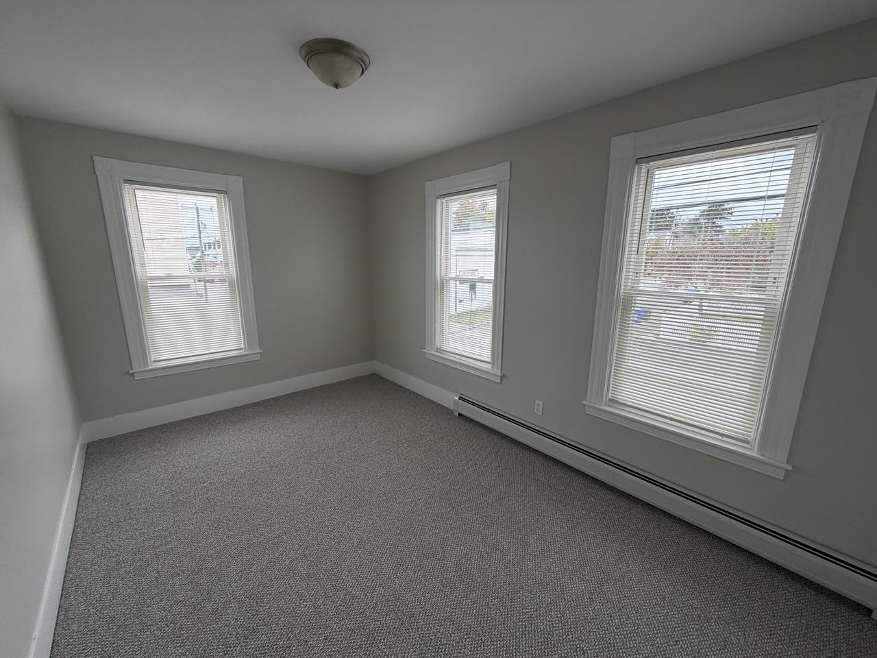 579 Clay Street, Unit 2 Manchester, NH 03103 - Photo 7 of 14 Gallery Image 7