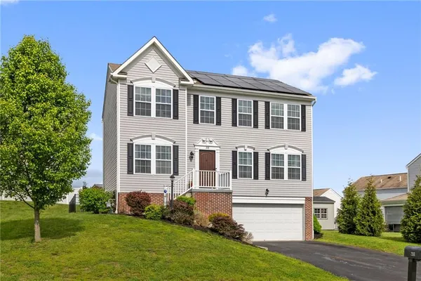 $459,900 | 218 Horse Shoe Drive, Clinton, PA 15026