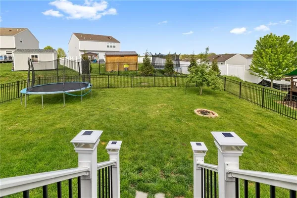 $459,900 | 218 Horse Shoe Drive, Clinton, PA 15026