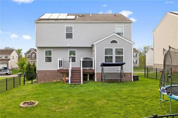 $459,900 | 218 Horse Shoe Drive, Clinton, PA 15026