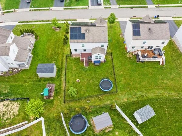 $459,900 | 218 Horse Shoe Drive, Clinton, PA 15026
