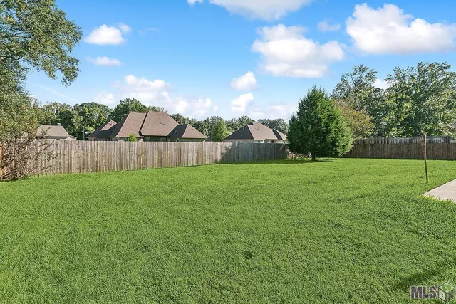 $480,000 | 12221 Hampton Village Avenue, Central, LA 70818