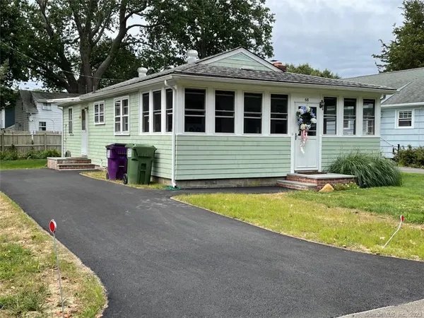 $2,400 | 68 Kelsey Place, Madison, CT 06443