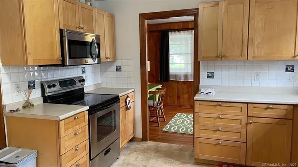 $2,400 | 68 Kelsey Place, Madison, CT 06443