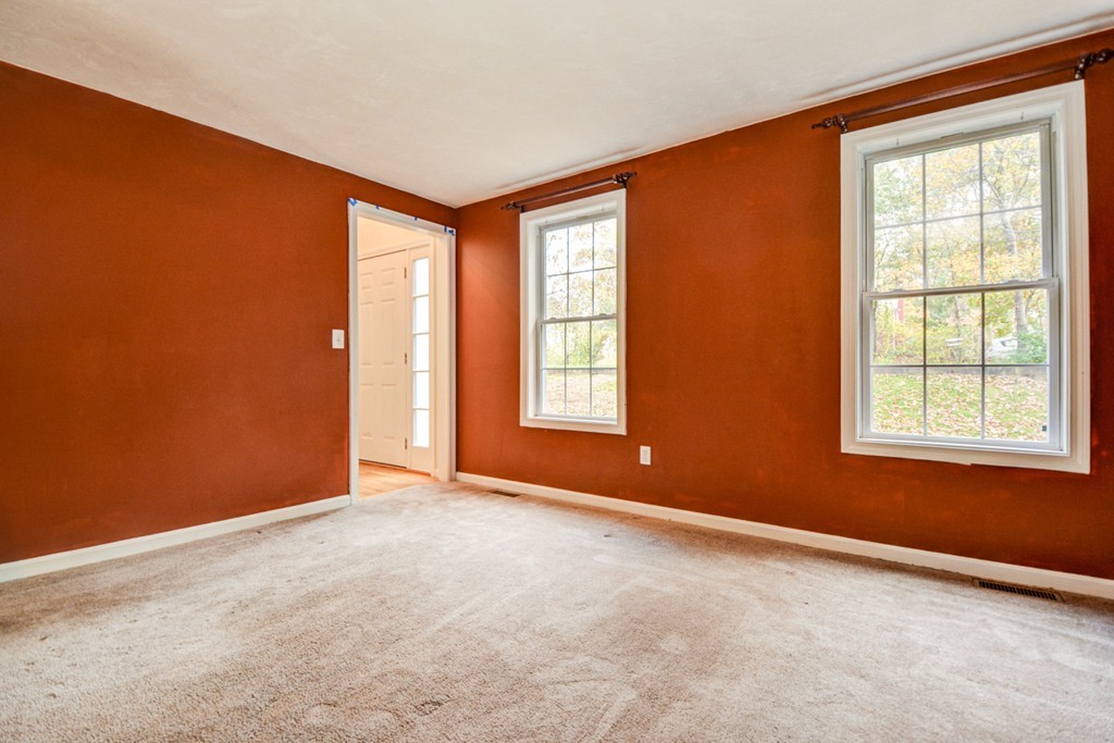 40 Birch Road Littleton, MA 01460 - Photo 9 of 30 Gallery Image 9