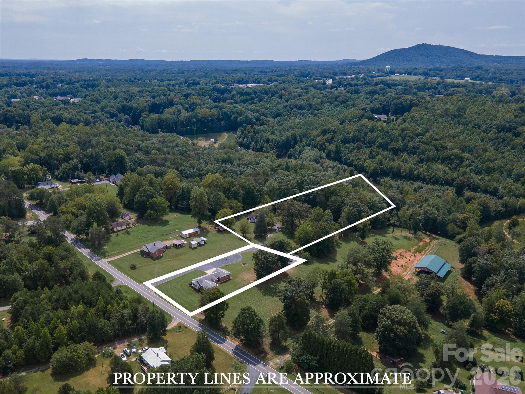 5271 Harris Farm Road Hickory, NC 28602 - Photo 16 of 41 Gallery Image 16