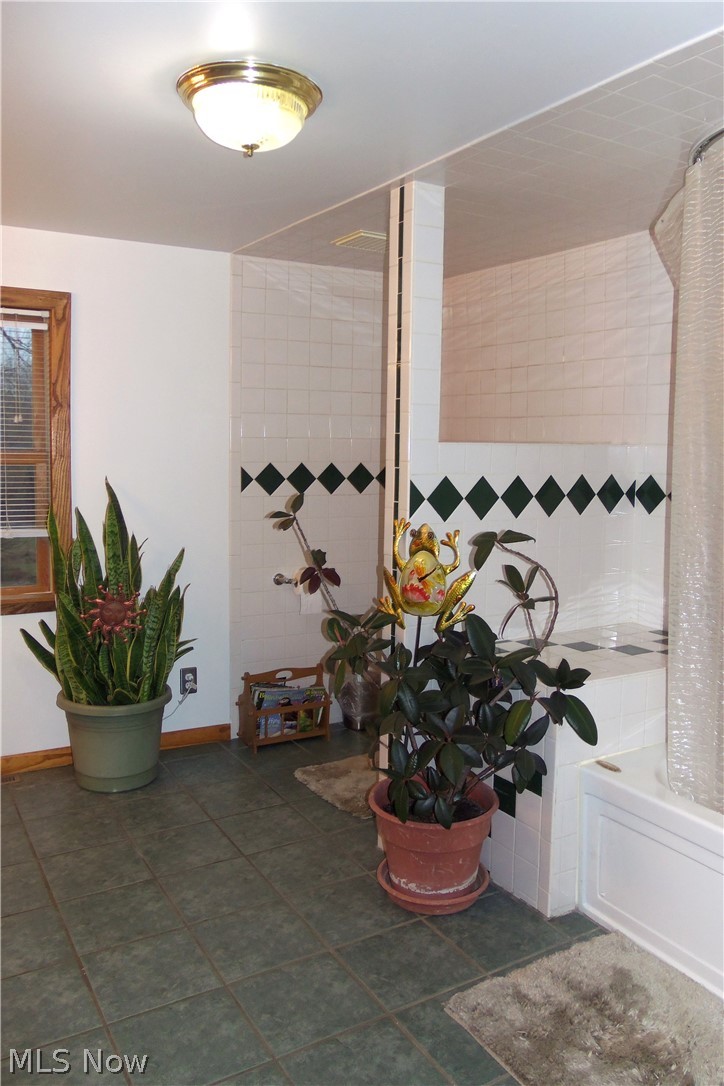 1445 Archer Hill Road Colliers, WV 26035 - Photo 12 of 19 Gallery Image 12