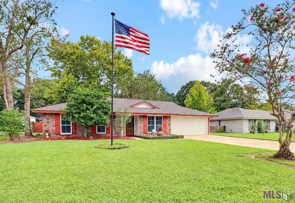 $2,000 | 26137 Vincent Drive, Denham Springs, LA 70726