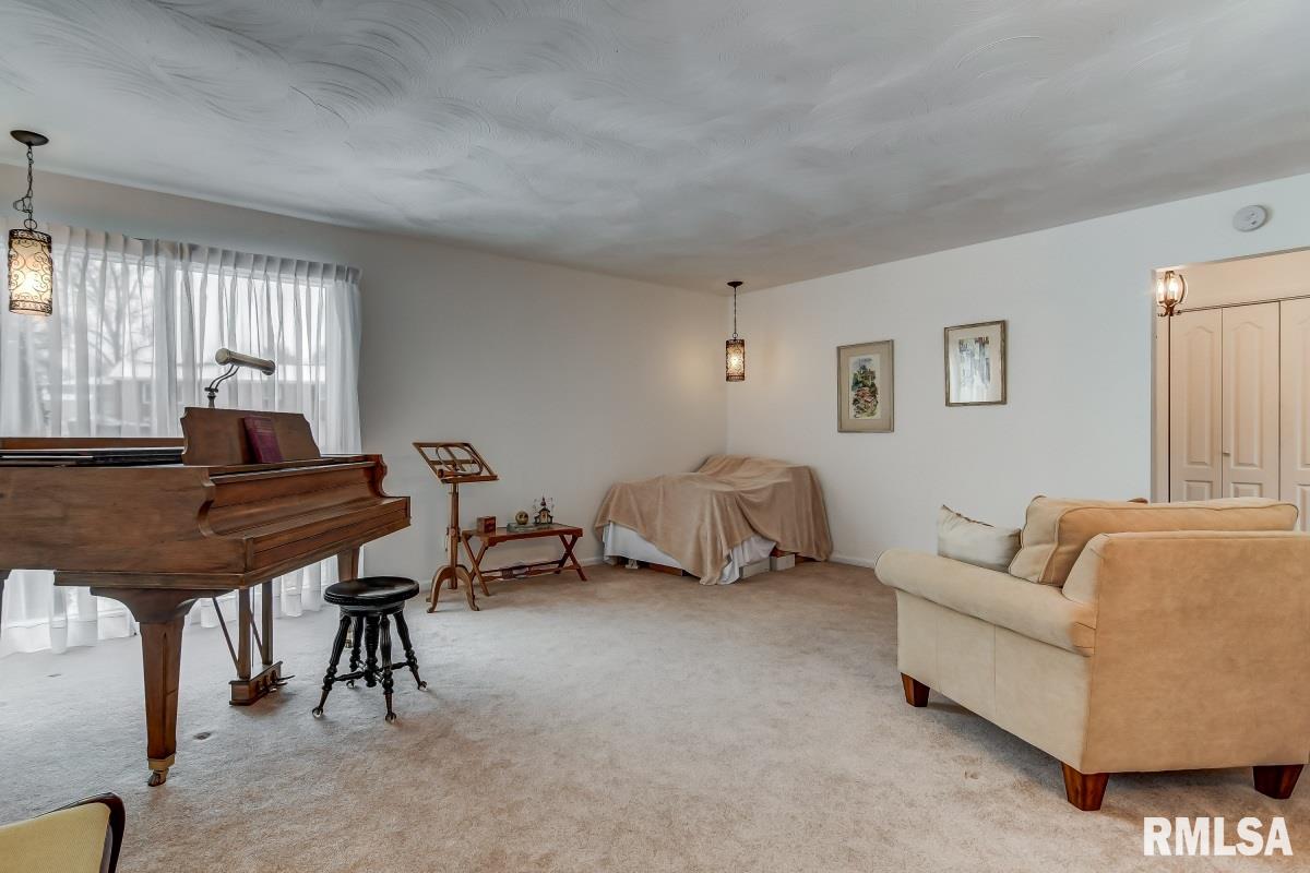 69 Columbine Lane Springfield, IL 62712 - Photo 25 of 46 Gallery Image 25