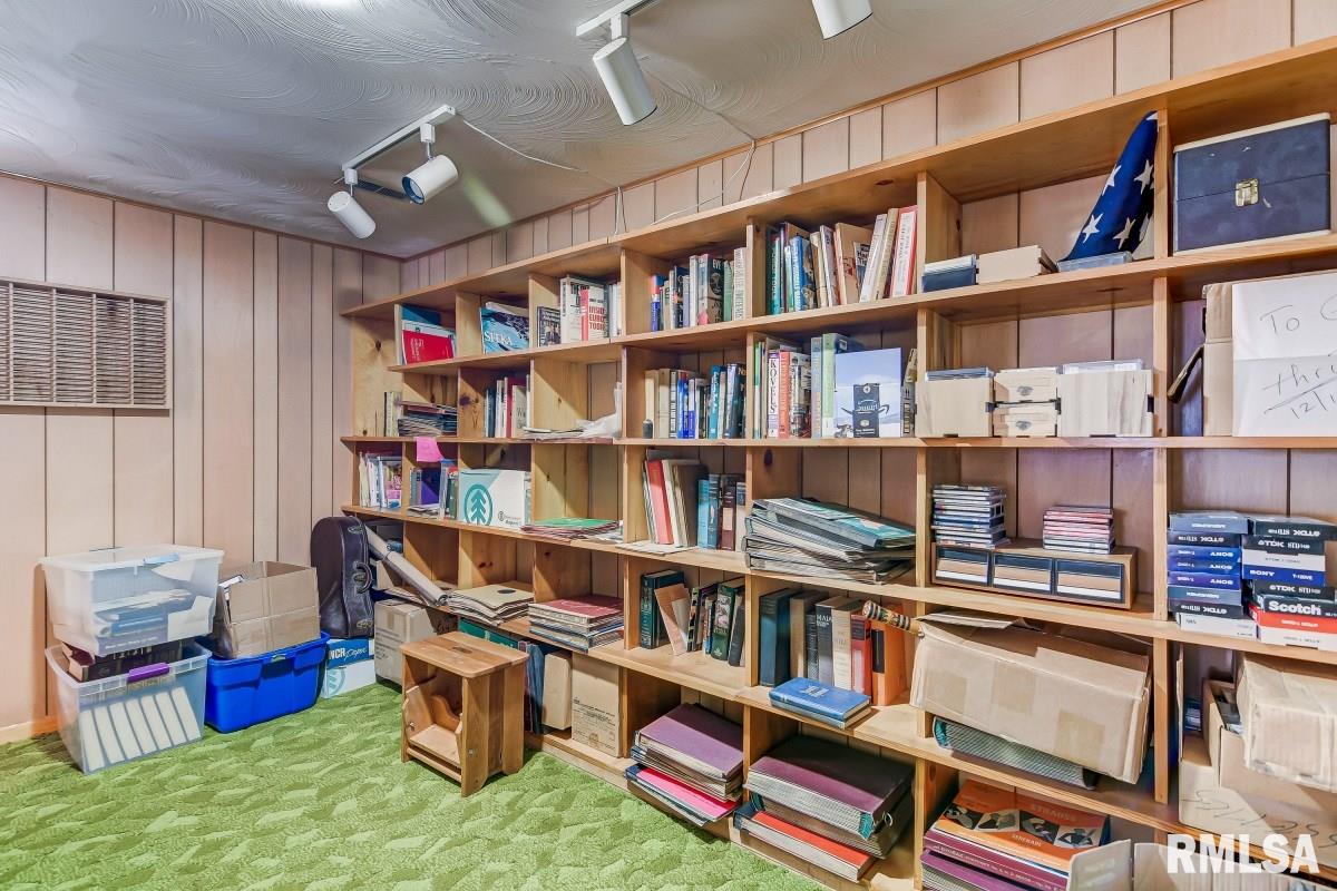 69 Columbine Lane Springfield, IL 62712 - Photo 30 of 46 Gallery Image 30