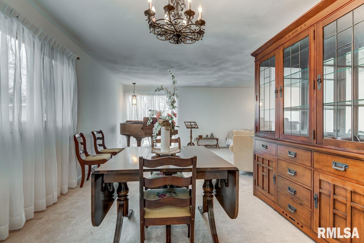 69 Columbine Lane Springfield, IL 62712 - Photo 9 of 46 Gallery Image 9