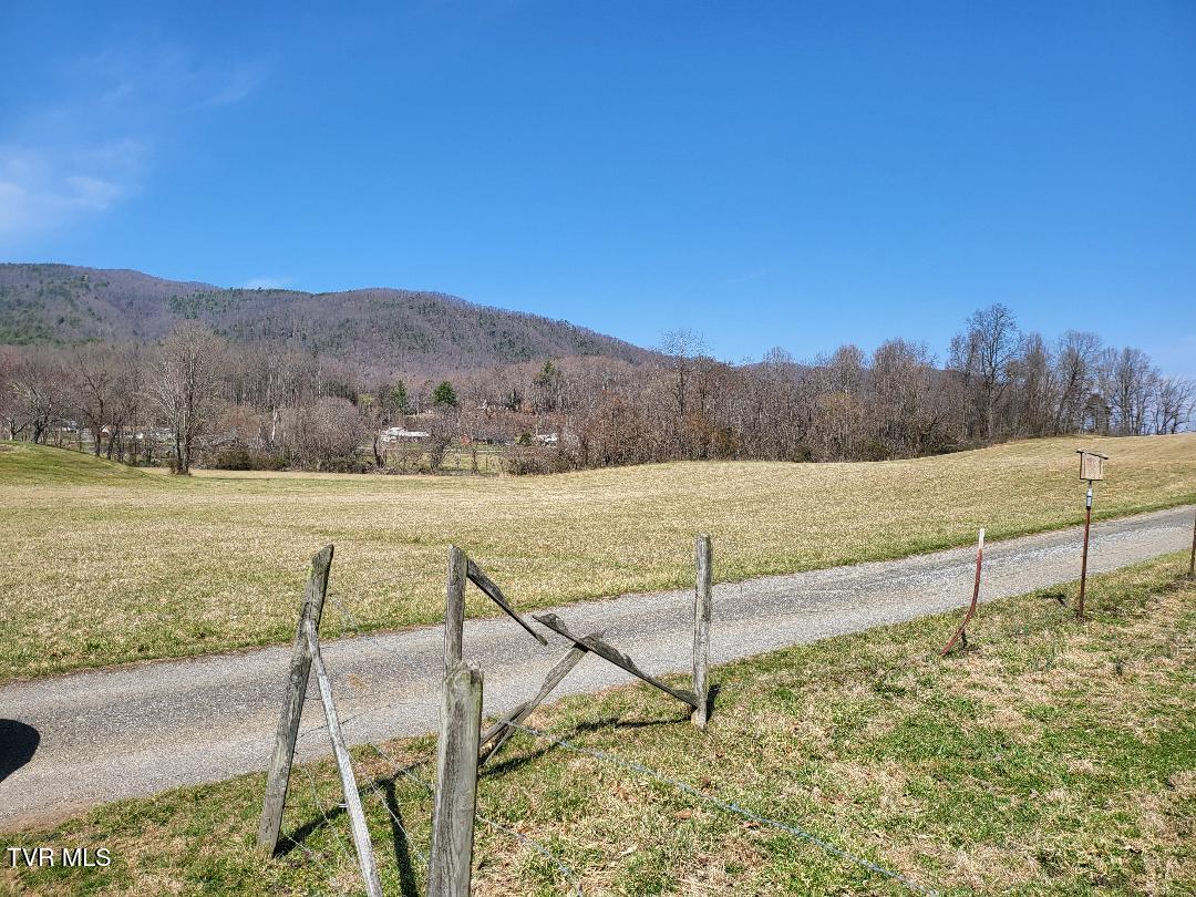 Tbd Oak Drive Unicoi, TN 37692 - Photo 3 of 3 view of 3 acres
