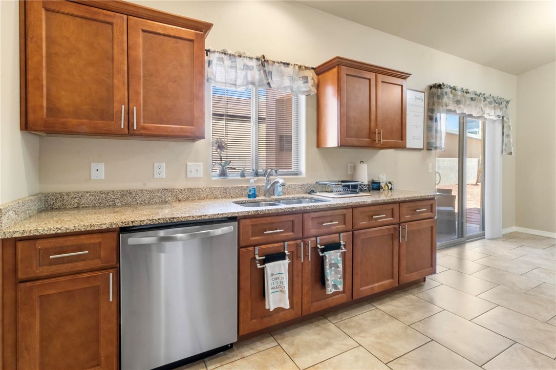 2644 Simms Avenue Kingman, AZ 86401 - Photo 23 of 40